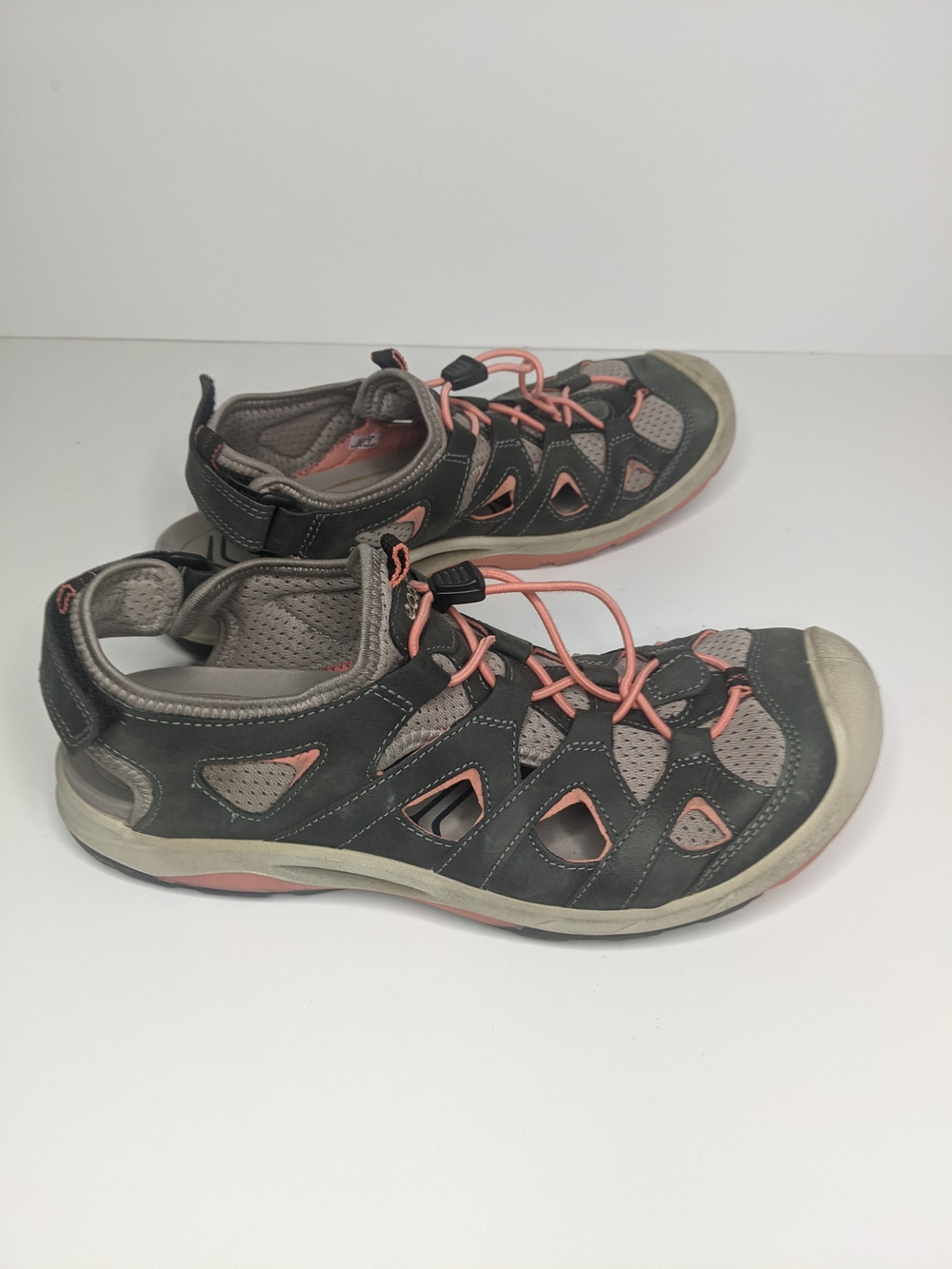 Ecco Women's Gray and Pink Closed-Toe Outdoor Sandals